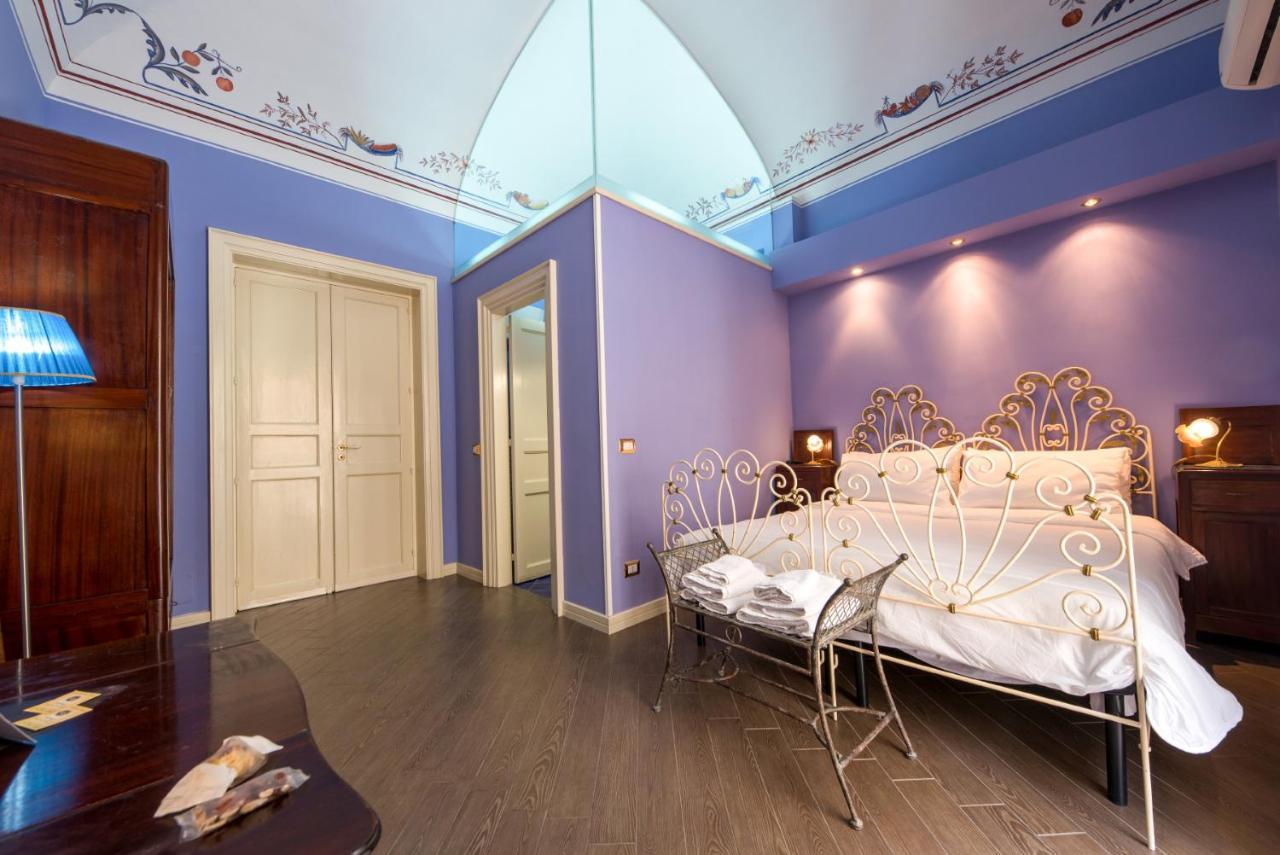The Palace B&B And Apartments Santo Stefano di Camastra Luaran gambar
