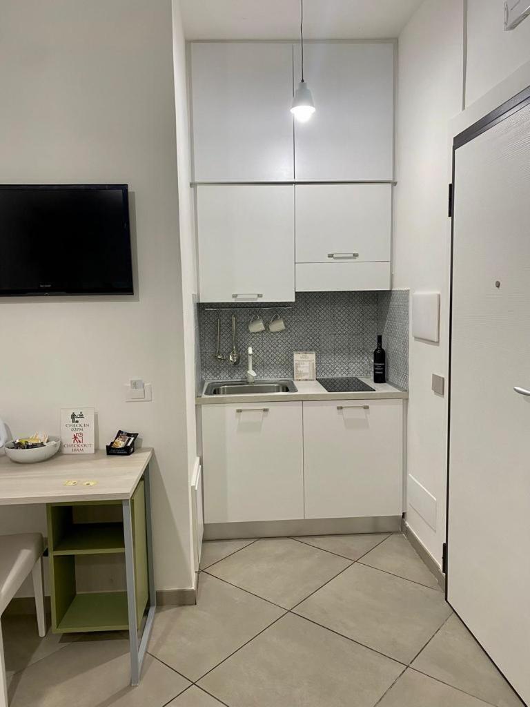 The Palace B&B And Apartments Santo Stefano di Camastra Luaran gambar